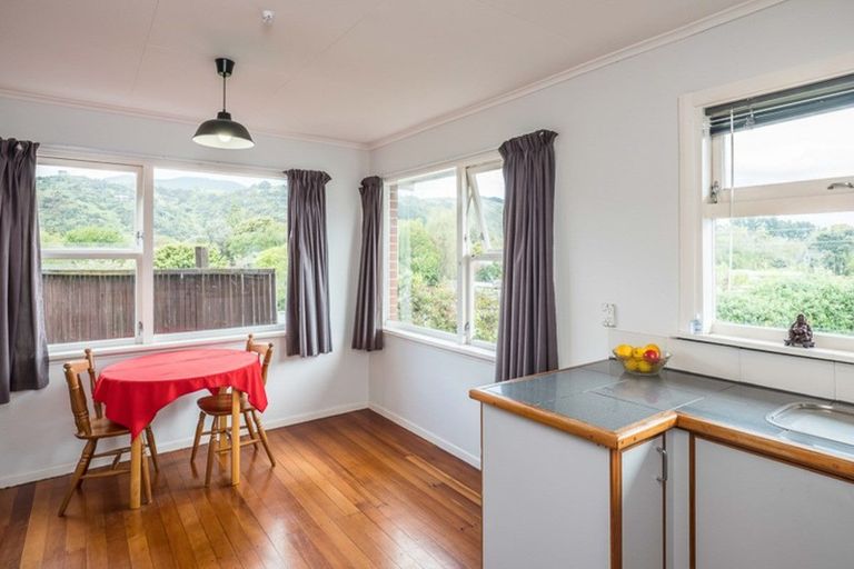 Photo of property in 3a Rimu Road, Raumati Beach, Paraparaumu, 5032