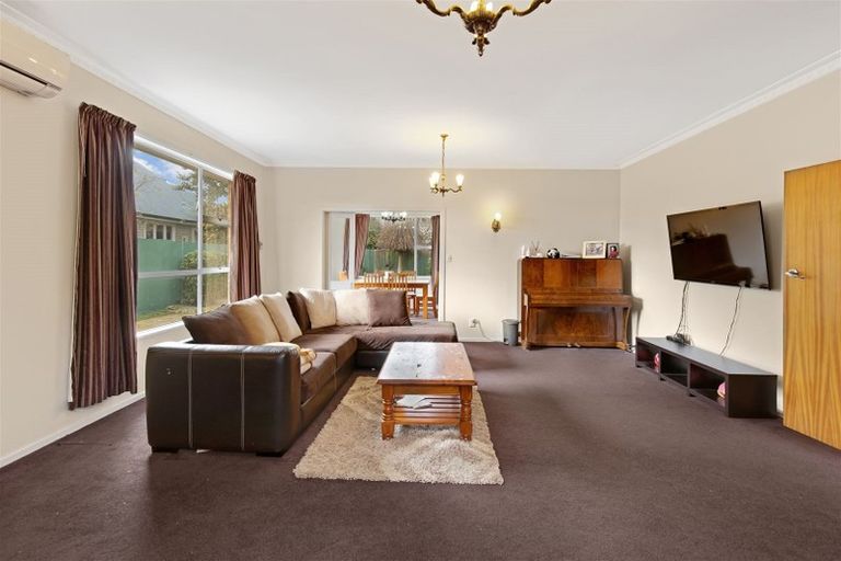 Photo of property in 32a Nortons Road, Avonhead, Christchurch, 8042