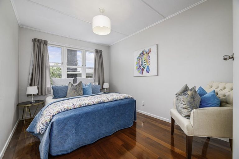 Photo of property in 123 Wharf Road, Te Atatu Peninsula, Auckland, 0610