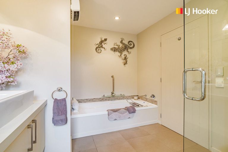 Photo of property in 7a Old Brighton Road, Fairfield, Dunedin, 9018