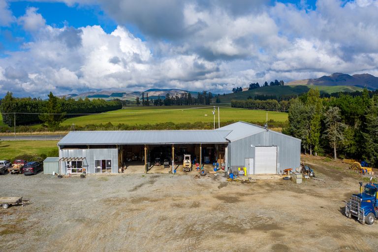 Photo of property in 9 Saleyard Road, Castlerock, Lumsden, 9792