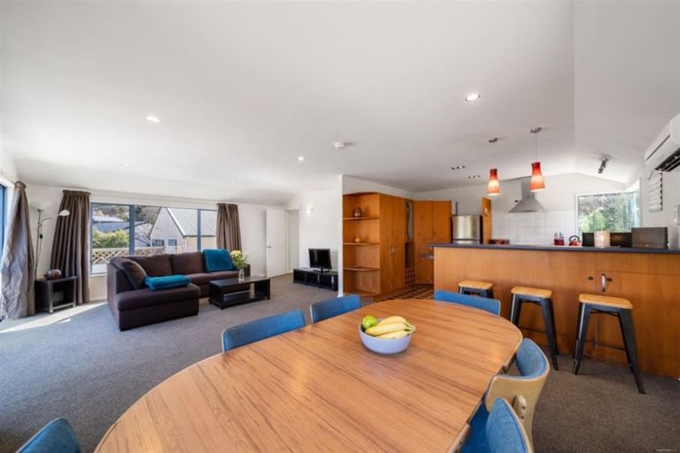 Photo of property in 20b Watts Road, Fernhill, Queenstown, 9300