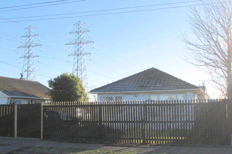 Photo of property in 28 Roberts Road, Hei Hei, Christchurch, 8042