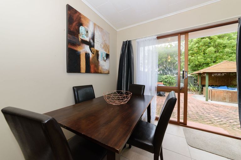 Photo of property in 51 Kimberley Grove, Westbrook, Palmerston North, 4412