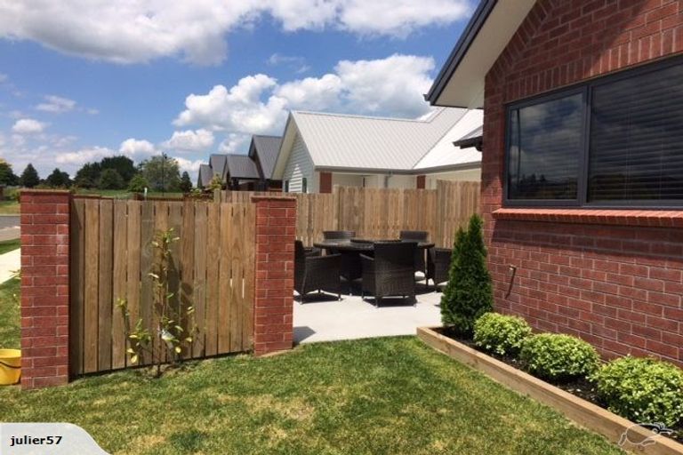 Photo of property in 13 Jarrett Terrace, Leamington, Cambridge, 3432