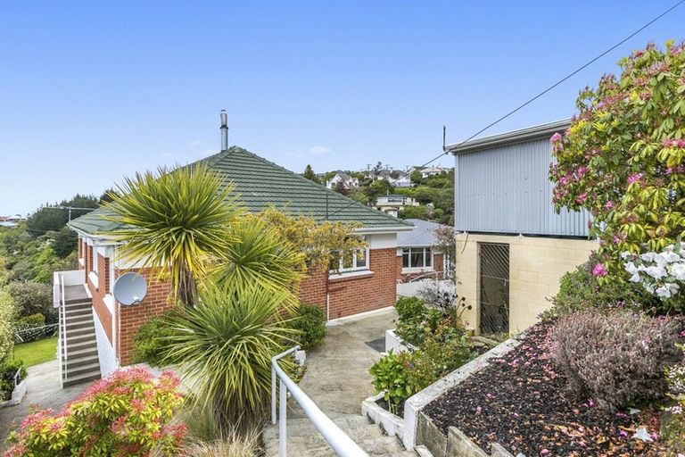 Photo of property in 163 Easther Crescent, Kew, Dunedin, 9012
