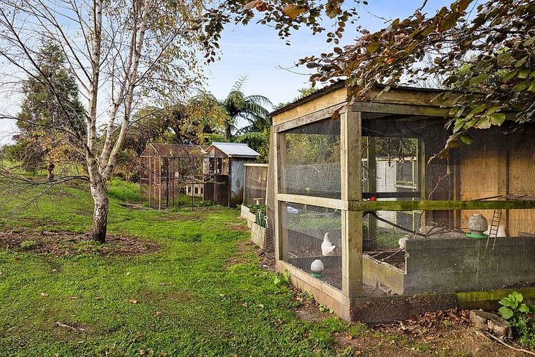 Photo of property in 1812 Opunake Road, Mahoe, Hawera, 4679