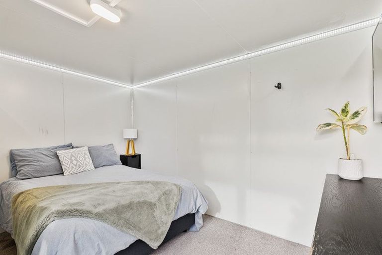 Photo of property in 8 Nautilus Place, Spencerville, Christchurch, 8083