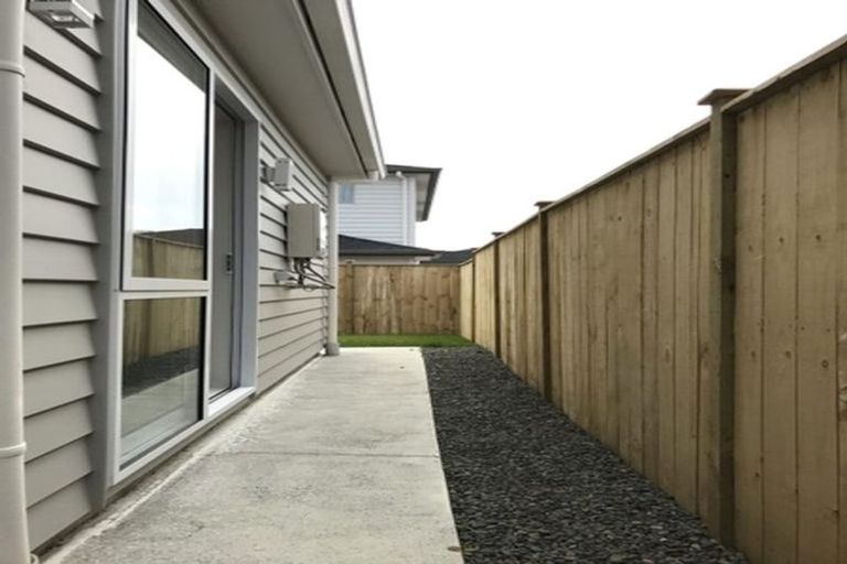 Photo of property in 14 Creggan Crescent, Flat Bush, Auckland, 2019