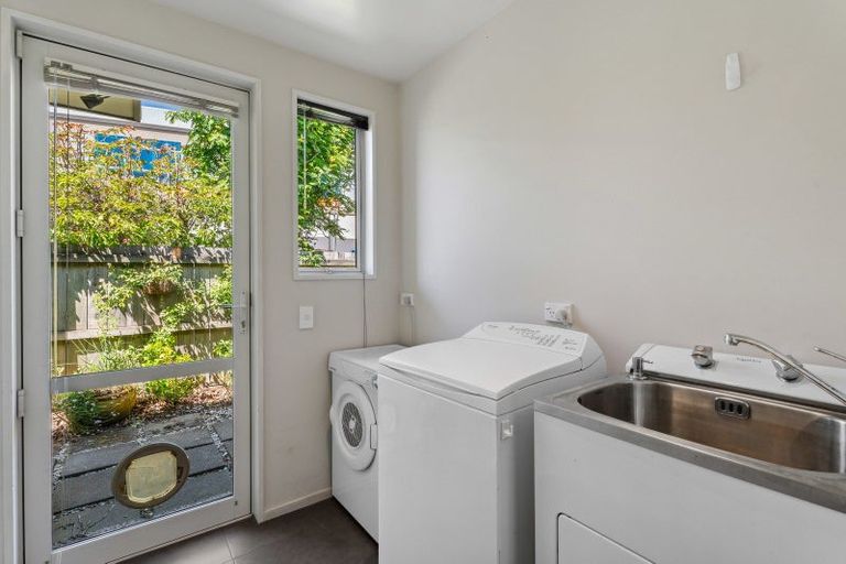 Photo of property in 50 Kelliher Drive, Wanaka, 9305