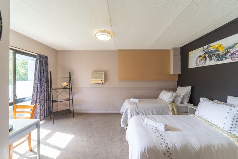 Photo of property in 4 Portree Place, Queenwood, Hamilton, 3210