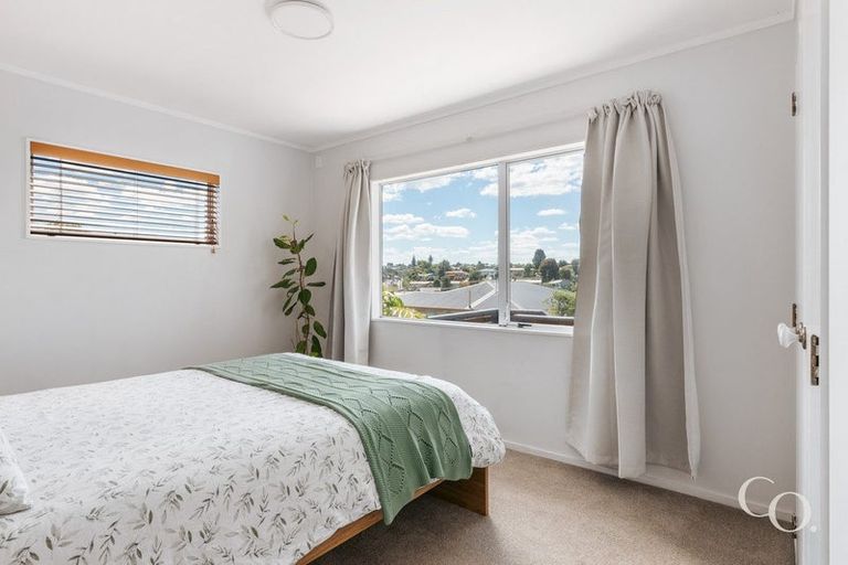 Photo of property in 132a Sutherland Road, Brookfield, Tauranga, 3110