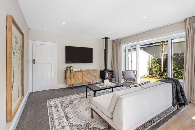 Photo of property in 32 Massey Crescent, St Albans, Christchurch, 8014