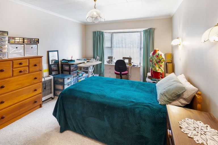 Photo of property in 56 Queen Street West, Levin, 5510