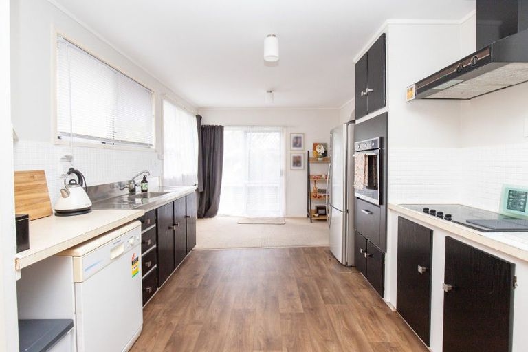 Photo of property in 32 Mahana Road, Ngatea, 3503