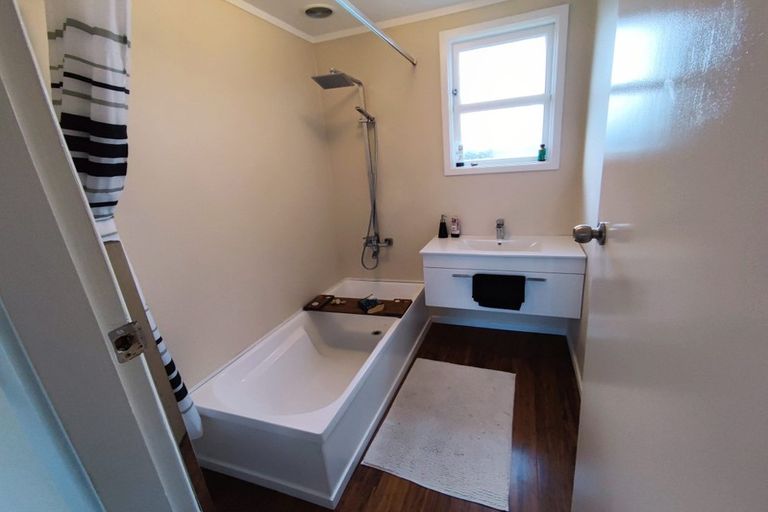 Photo of property in 11b Te Wirihana Road, Mourea, Rotorua, 3074