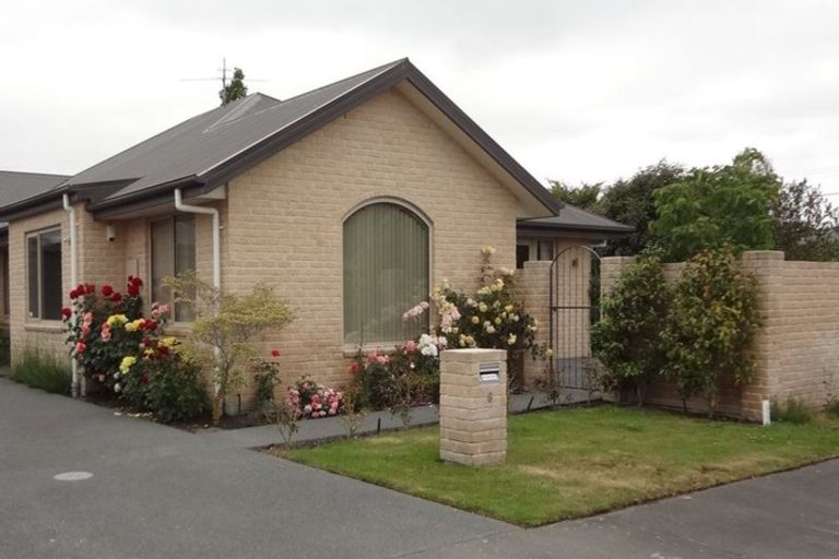 Photo of property in 6 Len Hale Place, Parklands, Christchurch, 8083