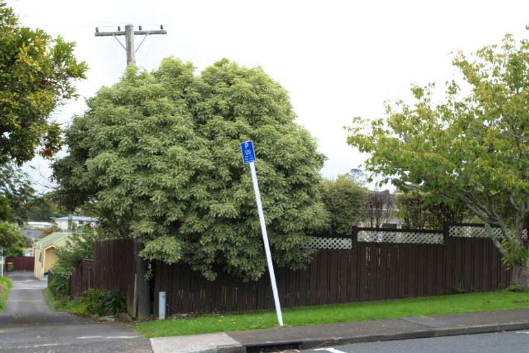 Photo of property in 6/65 Moore Street, Howick, Auckland, 2014