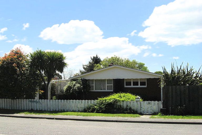 Photo of property in 58 Ohoka Road, Kaiapoi, 7630