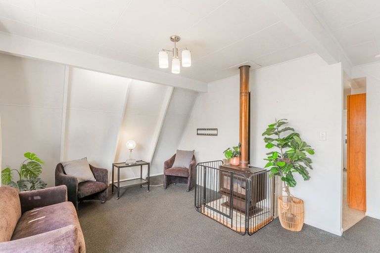 Photo of property in 82a Raumati Road, Raumati Beach, Paraparaumu, 5032