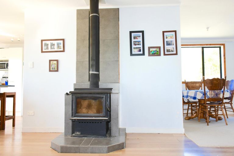 Photo of property in 1085 Pakiri Road, Pakiri, Wellsford, 0972