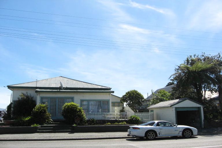 Photo of property in 70 Russell Street, Westport, 7825