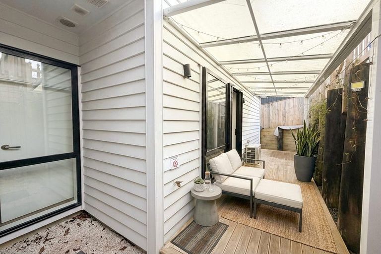 Photo of property in 47 Dawood Place, Totara Park, Auckland, 2576