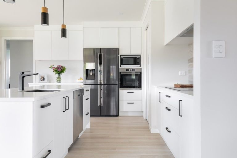 Photo of property in 39 Mike Smith Drive, Cambridge, 3434