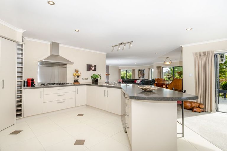 Photo of property in 27 Leafield Crescent, Henderson, Auckland, 0612