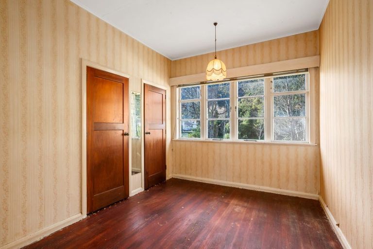 Photo of property in 277 Riverside Drive, Waterloo, Lower Hutt, 5011