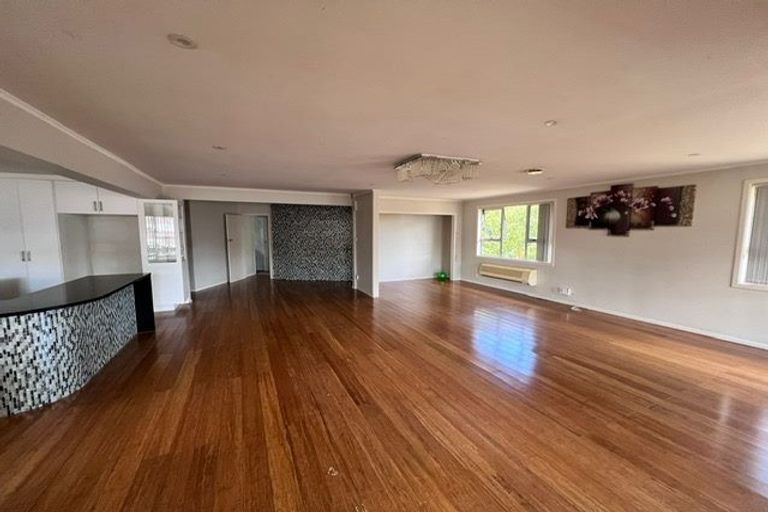 Photo of property in 54 Kirton Crescent, Manurewa, Auckland, 2102