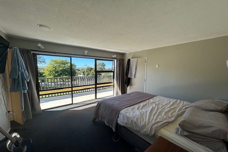 Photo of property in 2 Domain Road, Waipawa, 4210