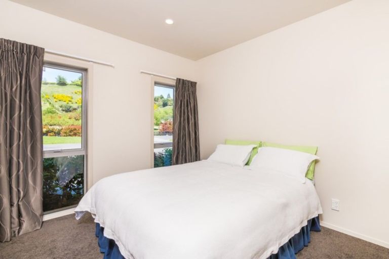 Photo of property in 72 Dalmore Way, Acacia Bay, Taupo, 3385