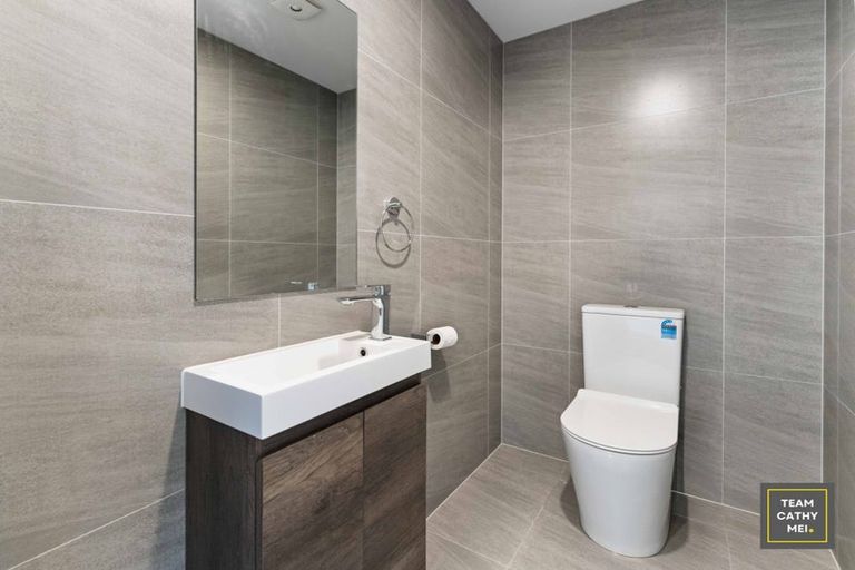 Photo of property in 6 Papa Takaro Lane, Flat Bush, Auckland, 2019