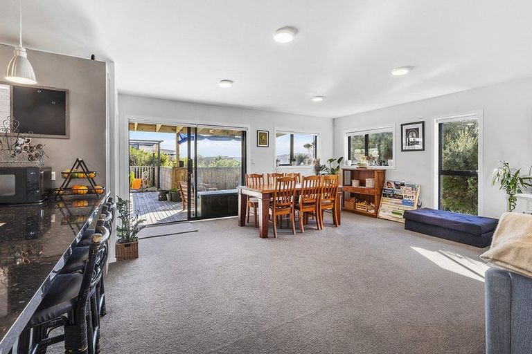 Photo of property in 11a Polestar Lane, Whitby, Porirua, 5024