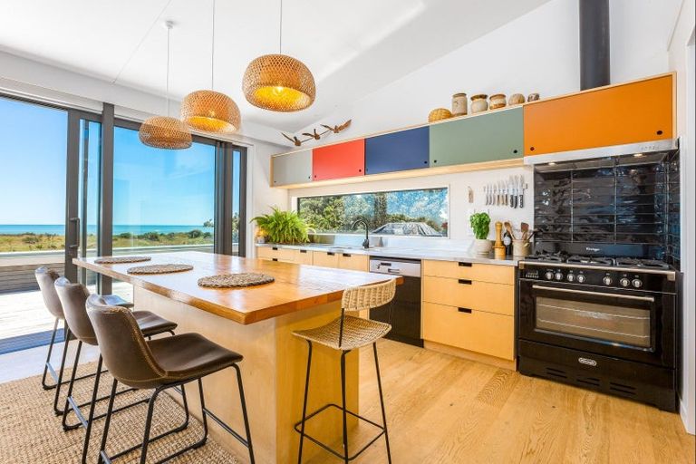 Photo of property in 90a Paetawa Road, Peka Peka, Waikanae, 5391