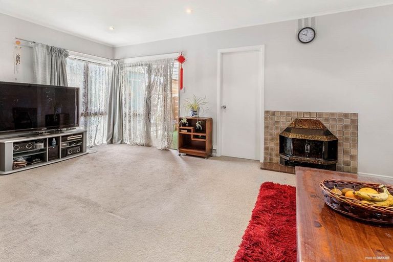 Photo of property in 52 Pembroke Street, Papatoetoe, Auckland, 2025