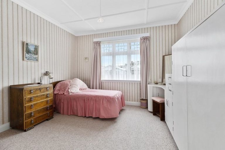 Photo of property in 10 Bruges Avenue, Miramar, Wellington, 6022