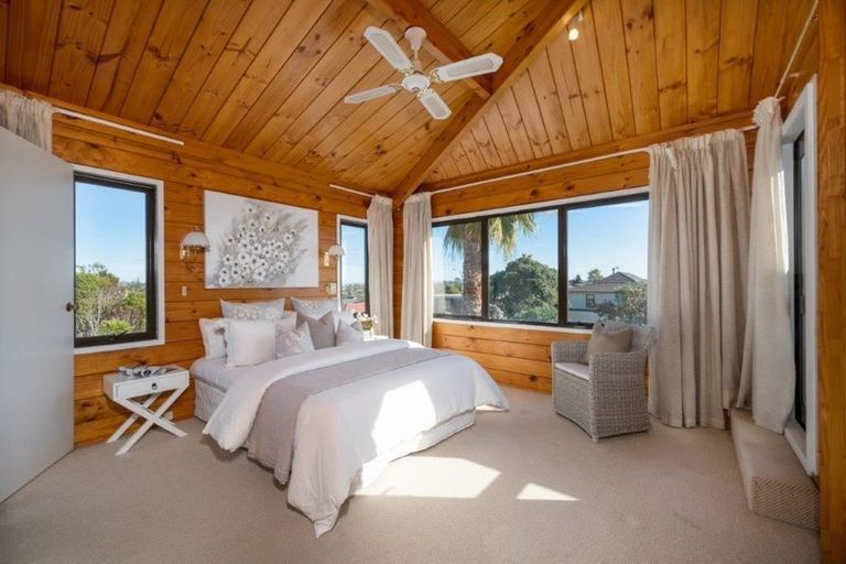 Photo of property in 36 Pigeon Mountain Road, Half Moon Bay, Auckland, 2012