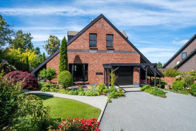 Photo of property in 34 Forest Road, Geraldine, 7930