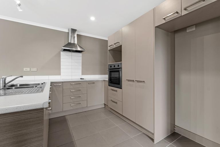 Photo of property in 4 Waitaua Street, Papakura, 2110