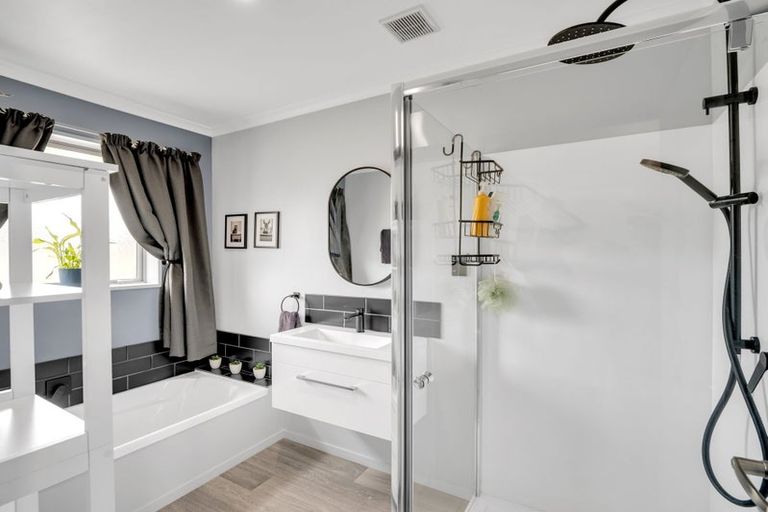 Photo of property in 33b Devils Bridge Road, Weston, Oamaru, 9492