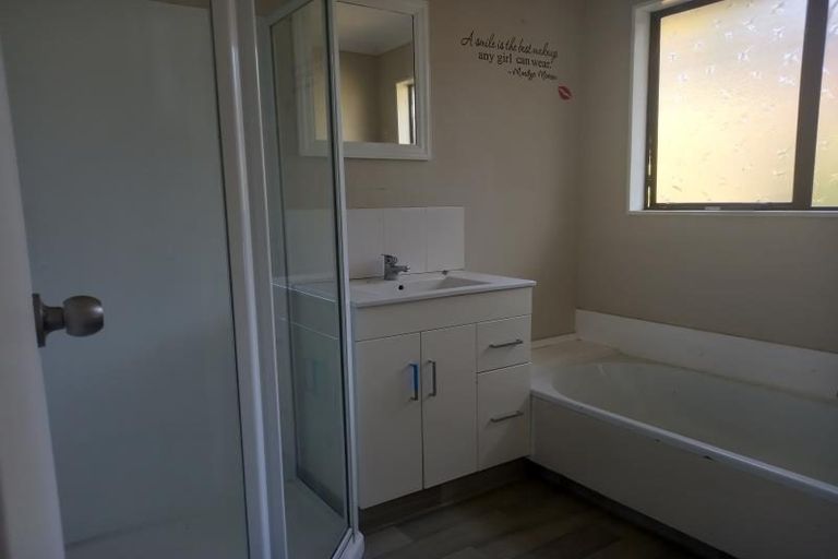 Photo of property in 39 Glamis Avenue, Bell Block, New Plymouth, 4312