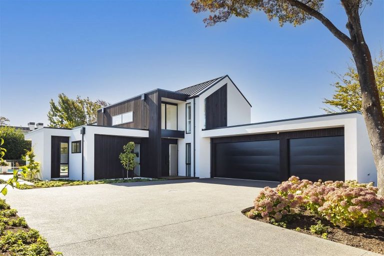 Photo of property in 95 Mays Road, St Albans, Christchurch, 8052