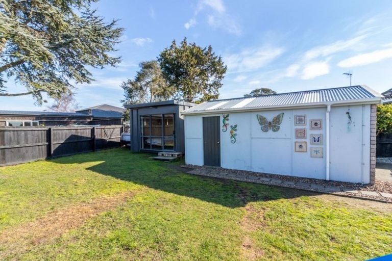 Photo of property in 12 Wimborne Crescent, Aranui, Christchurch, 8061