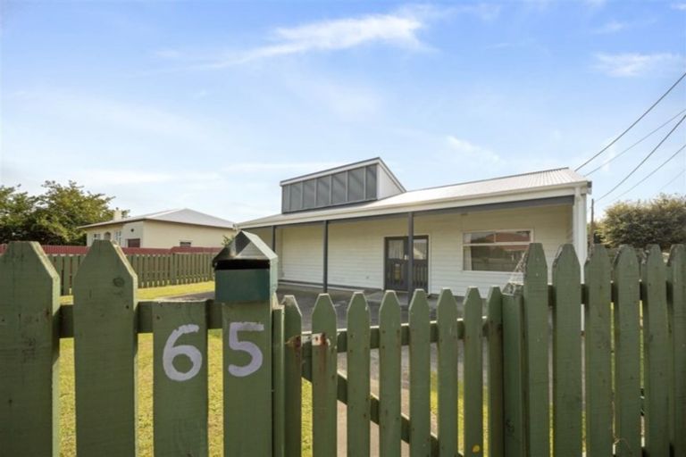 Photo of property in 65 Dixon Avenue, Hawera, 4610