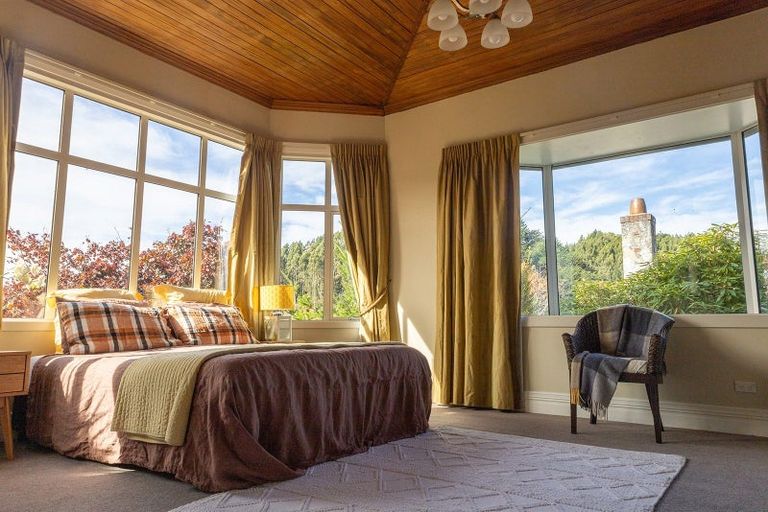 Photo of property in 11 Glenross Street, Glenross, Dunedin, 9011