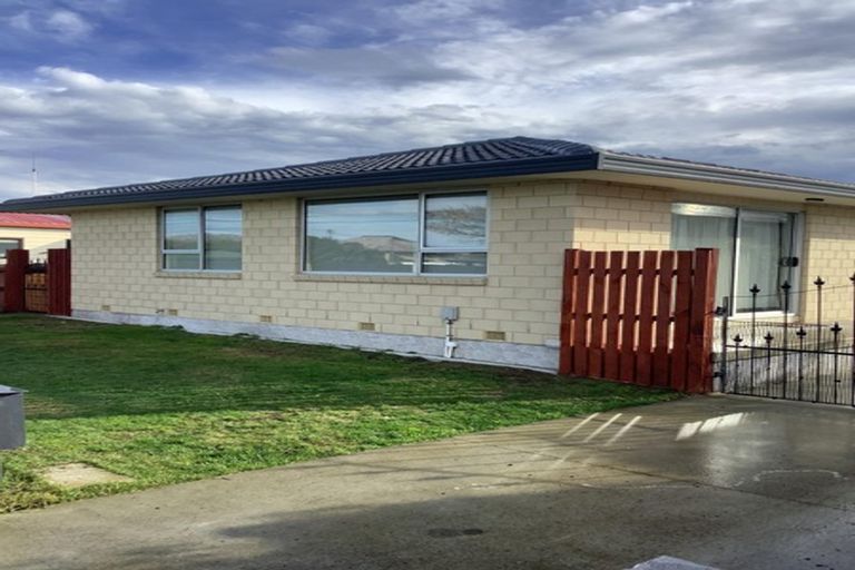 Photo of property in 2/112 Tedder Avenue, North New Brighton, Christchurch, 8083