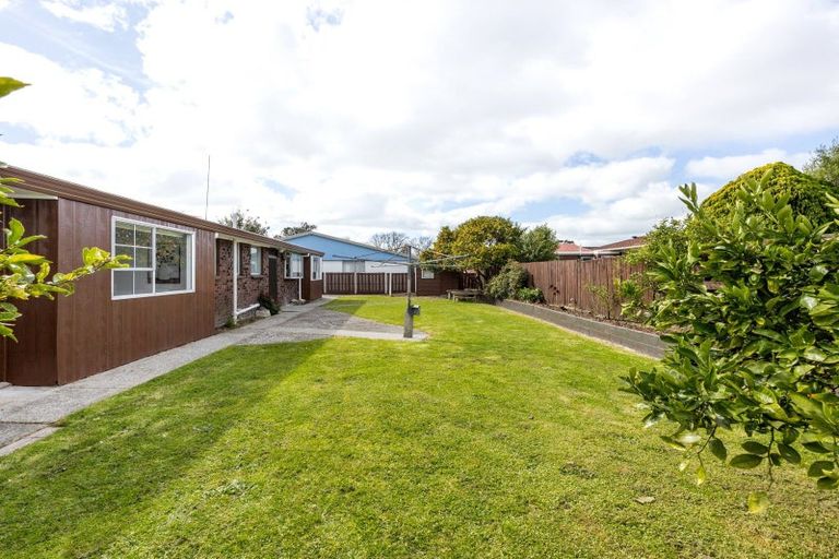 Photo of property in 4 Sandalwood Drive, Dinsdale, Hamilton, 3204