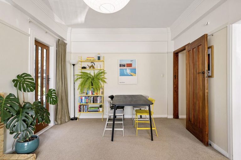 Photo of property in Zena Court, 6/11 Dufferin Street, Mount Victoria, Wellington, 6021